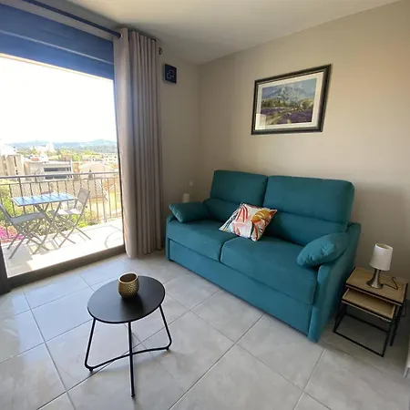 Apartment Renove: Centre Lavandou, A Proximite, Terrasse, Climatisation - Fr-1-816-11 *