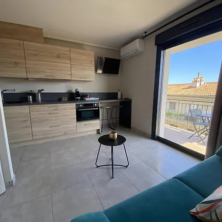 Renove: Centre Lavandou, A Proximite, Terrasse, Climatisation - Fr-1-816-11