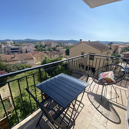 Apartment Renove: Centre Lavandou, A Proximite, Terrasse, Climatisation - Fr-1-816-11